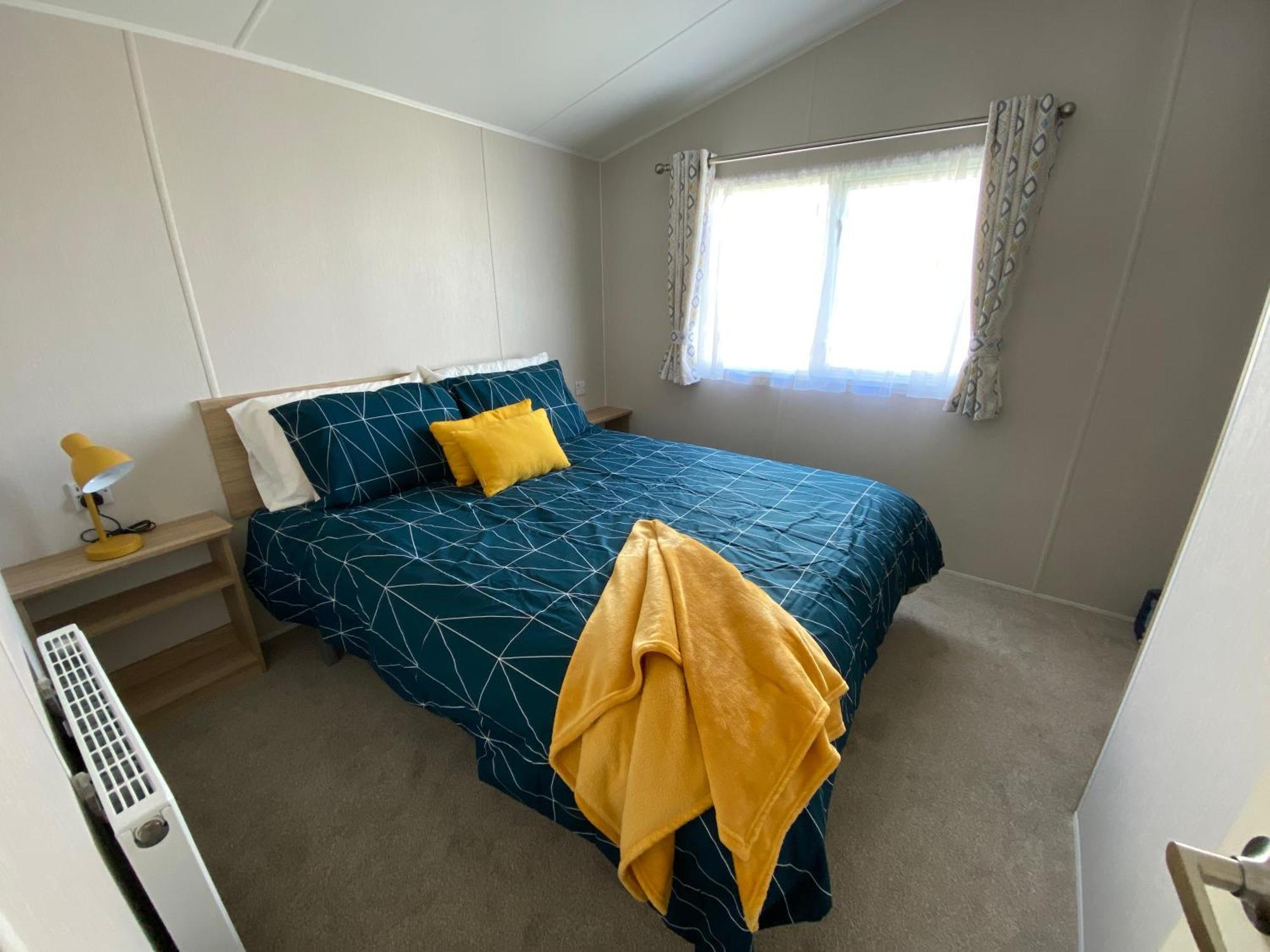 Verbzen Holiday Caravan At St Osyth Beach, Clacton-On-Sea By Verb Holidays Saint Osyth Eksteriør bilde